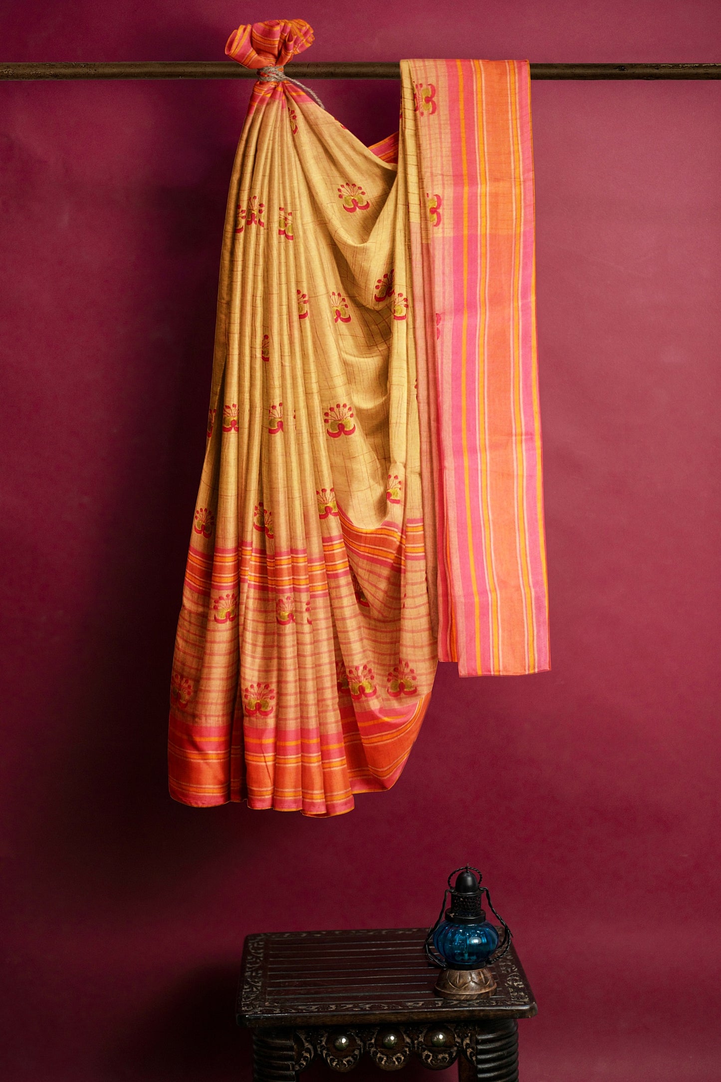 Vanilla & strawberry handloom sari