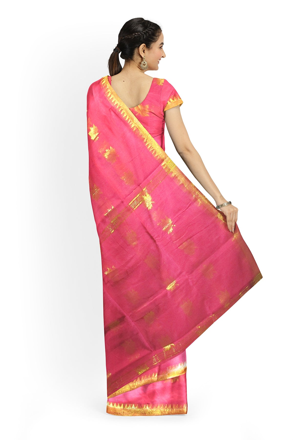 Handloom saree on a pink base